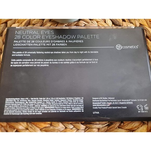 bh cosmetics 28 Color Eyeshadow Palette Neutral Eyes - Sanititzed - Picture 3 of 4